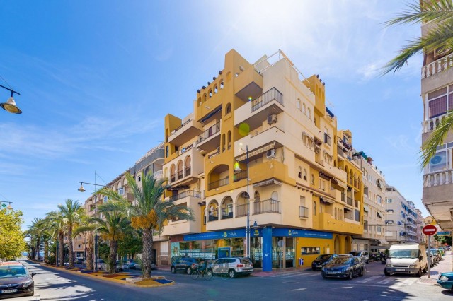Appartement in het centrum van Torrevieja Calle GOLETA ,300 METER VAN HET STRAND, , Costa Blanca, Spanje te koop