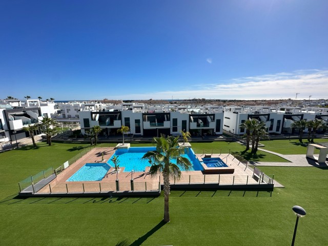 Modern hoekpenthouse met panoramisch zeezicht – PUNTA PRIMA – OASIS BEACH, Torrevieja, Costa Blanca Zuid, Alicante, Spain
