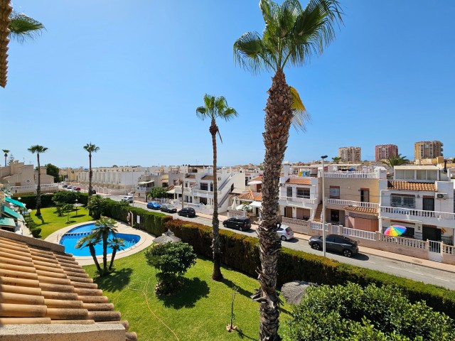 Penthouse Appartement in Urbanisatie Cala Dorada, Los Frutales, Torrevieja