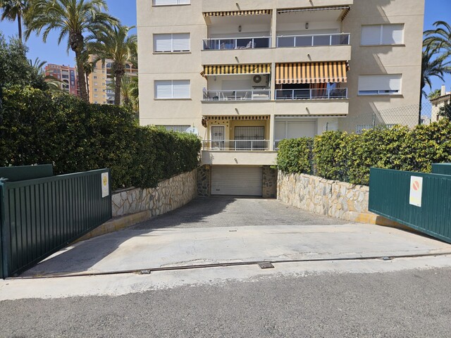 Ondergrondse parkeerplaats in El Palmeral – Playa de los Locos, Torrevieja
